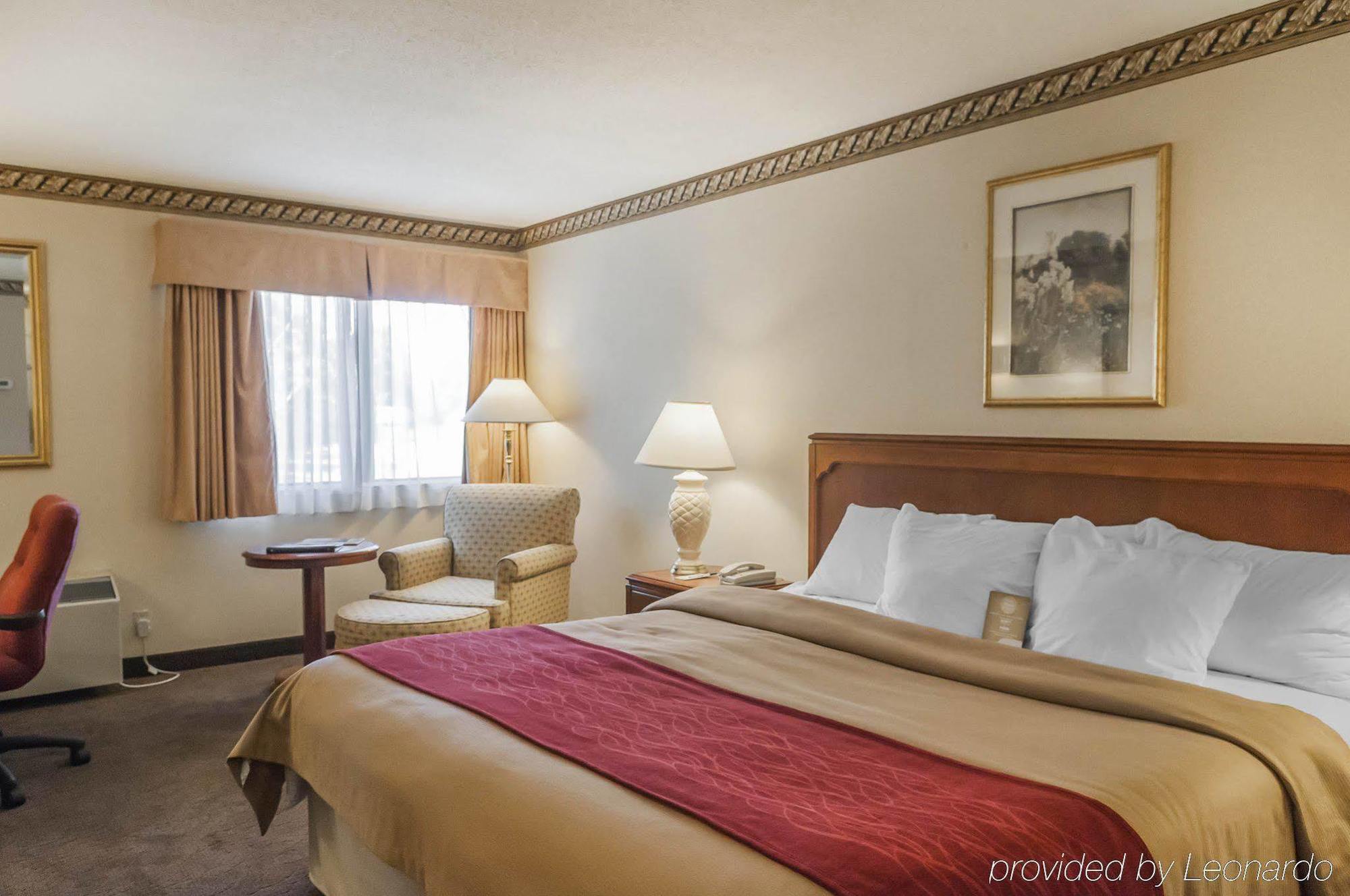 Comfort Inn Meadowvale Mississauga Exterior foto